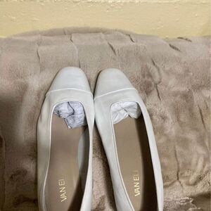 VanEli Women’s Slip on Shoes - 8WW